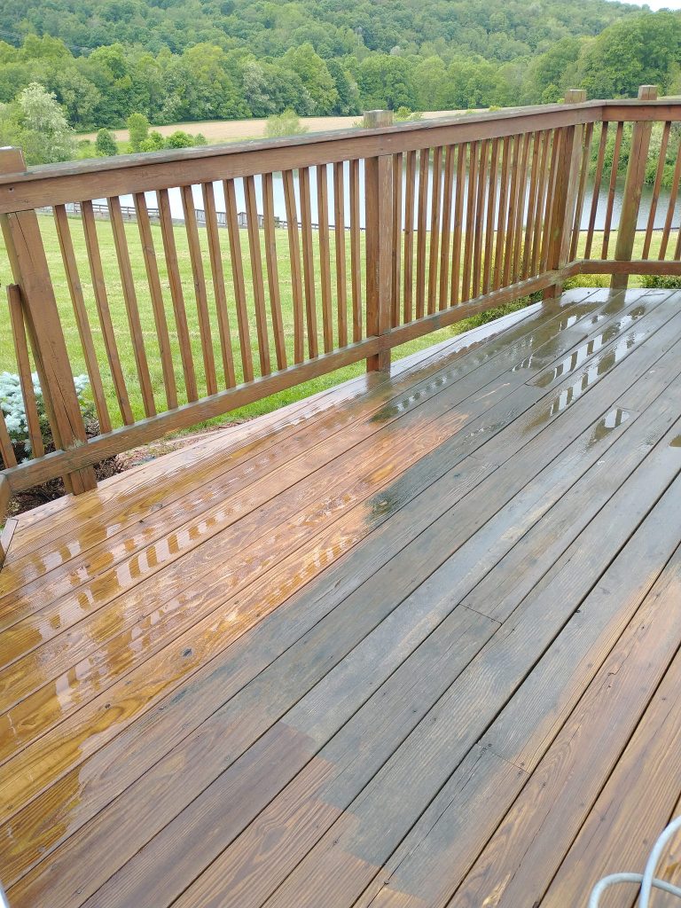 Deck Cleaning Santa Rosa CA